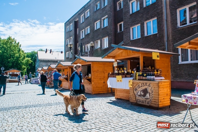 Zdjęcie w galerii na portalu naszraciborz.pl: W Raciborzu rozpoczął się Jarmark św. Marcelego [FOTO] wiadomości z regionu