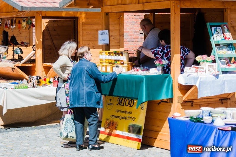 Zdjęcie w galerii na portalu naszraciborz.pl: W Raciborzu rozpoczął się Jarmark św. Marcelego [FOTO] wiadomości z regionu