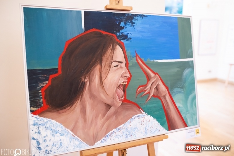 Zdjęcie w galerii na portalu naszraciborz.pl: Finisaż wystawy uczniów Liceum Plastycznego na Zamku Piastowskim wiadomości z regionu