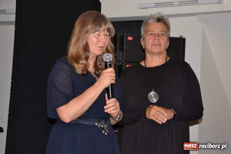 Zdjęcie w galerii na portalu naszraciborz.pl: Finisaż wystawy uczniów Liceum Plastycznego na Zamku Piastowskim wiadomości z regionu