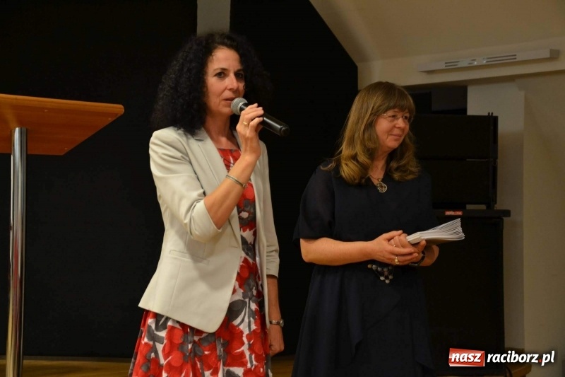 Zdjęcie w galerii na portalu naszraciborz.pl: Finisaż wystawy uczniów Liceum Plastycznego na Zamku Piastowskim wiadomości z regionu