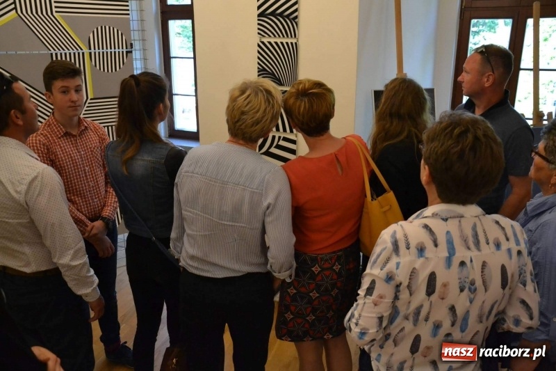 Zdjęcie w galerii na portalu naszraciborz.pl: Finisaż wystawy uczniów Liceum Plastycznego na Zamku Piastowskim wiadomości z regionu