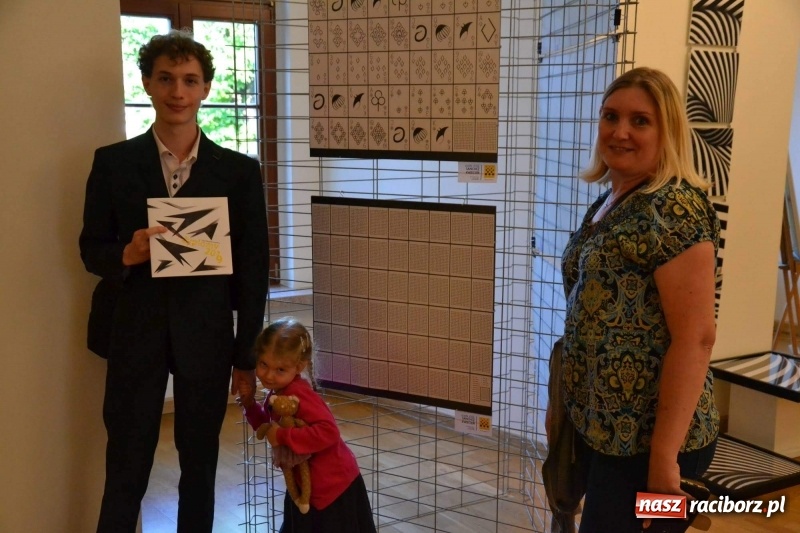 Zdjęcie w galerii na portalu naszraciborz.pl: Finisaż wystawy uczniów Liceum Plastycznego na Zamku Piastowskim wiadomości z regionu