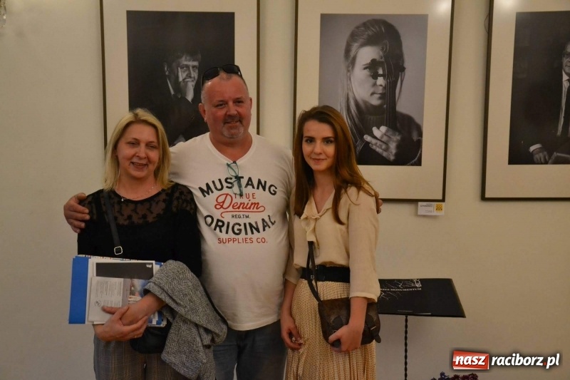 Zdjęcie w galerii na portalu naszraciborz.pl: Finisaż wystawy uczniów Liceum Plastycznego na Zamku Piastowskim wiadomości z regionu