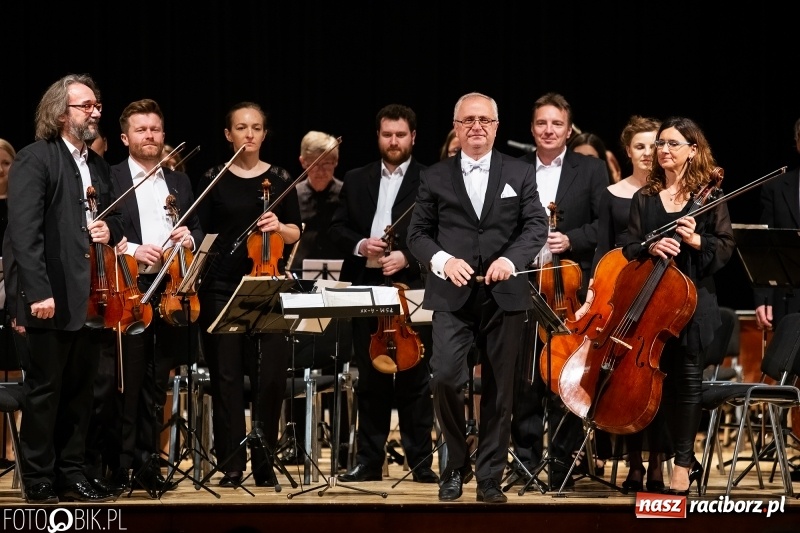 Zdjęcie w galerii na portalu naszraciborz.pl: Koncert Wielcy Raciborzanie w Raciborskim Centrum Kultury [FOTO i WIDEO] wiadomości z regionu