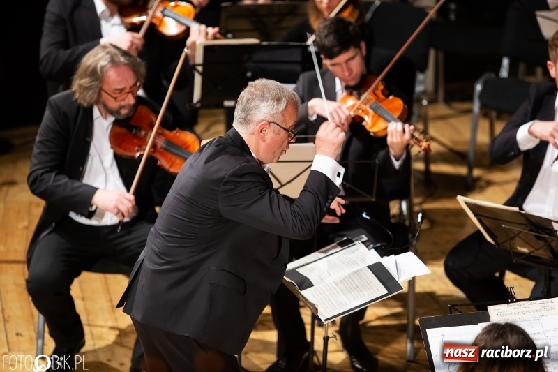 Zdjęcie w galerii na portalu naszraciborz.pl: Koncert Wielcy Raciborzanie w Raciborskim Centrum Kultury [FOTO i WIDEO] wiadomości z regionu
