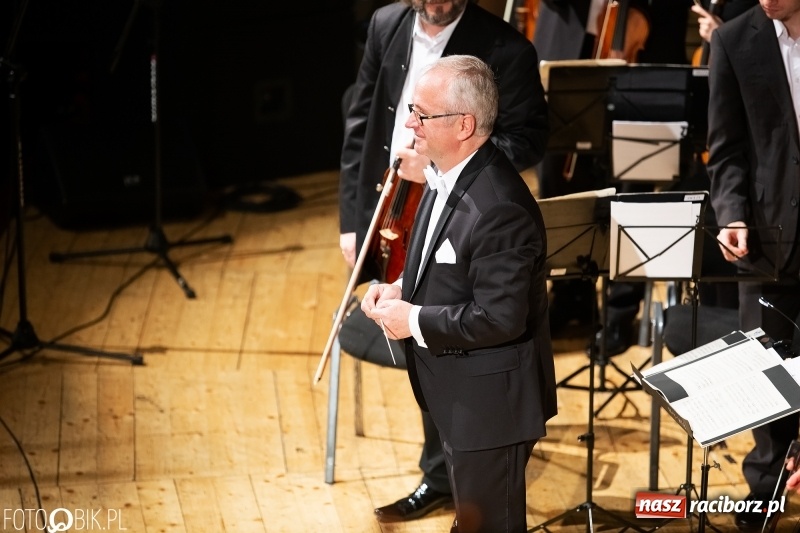 Zdjęcie w galerii na portalu naszraciborz.pl: Koncert Wielcy Raciborzanie w Raciborskim Centrum Kultury [FOTO i WIDEO] wiadomości z regionu