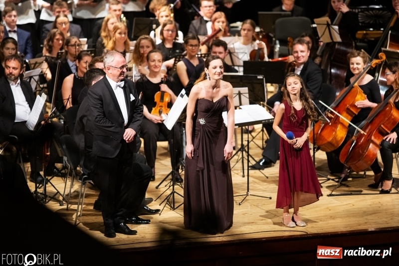 Zdjęcie w galerii na portalu naszraciborz.pl: Koncert Wielcy Raciborzanie w Raciborskim Centrum Kultury [FOTO i WIDEO] wiadomości z regionu