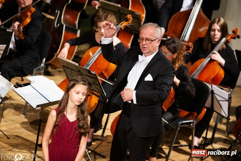 Zdjęcie w galerii na portalu naszraciborz.pl: Koncert Wielcy Raciborzanie w Raciborskim Centrum Kultury [FOTO i WIDEO] wiadomości z regionu
