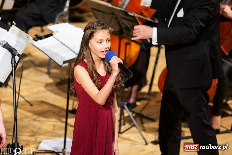 Zdjęcie w galerii na portalu naszraciborz.pl: Koncert Wielcy Raciborzanie w Raciborskim Centrum Kultury [FOTO i WIDEO] wiadomości z regionu