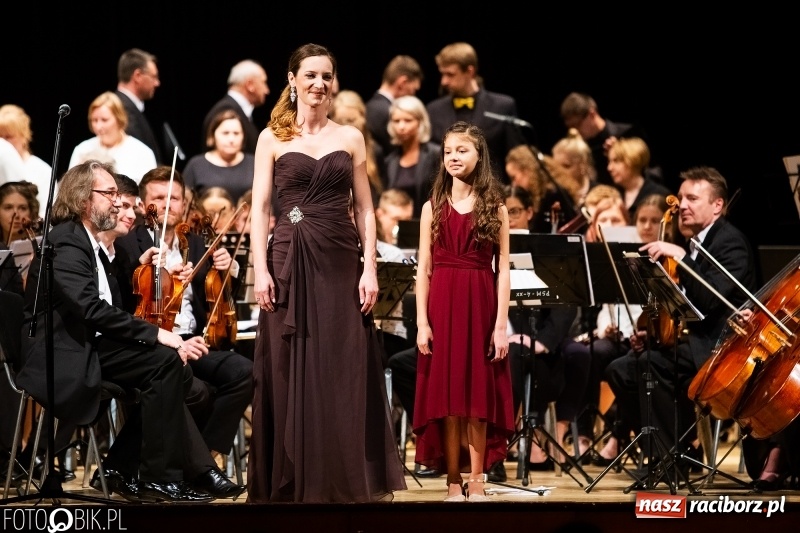 Zdjęcie w galerii na portalu naszraciborz.pl: Koncert Wielcy Raciborzanie w Raciborskim Centrum Kultury [FOTO i WIDEO] wiadomości z regionu