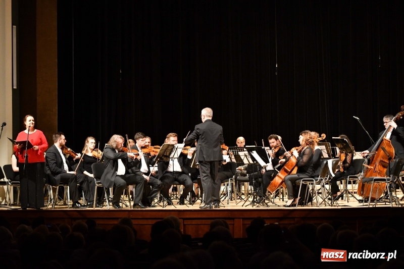 Zdjęcie w galerii na portalu naszraciborz.pl: Koncert Wielcy Raciborzanie w Raciborskim Centrum Kultury [FOTO i WIDEO] wiadomości z regionu