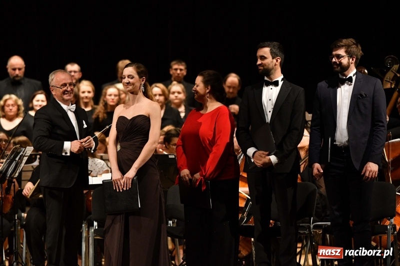 Zdjęcie w galerii na portalu naszraciborz.pl: Koncert Wielcy Raciborzanie w Raciborskim Centrum Kultury [FOTO i WIDEO] wiadomości z regionu