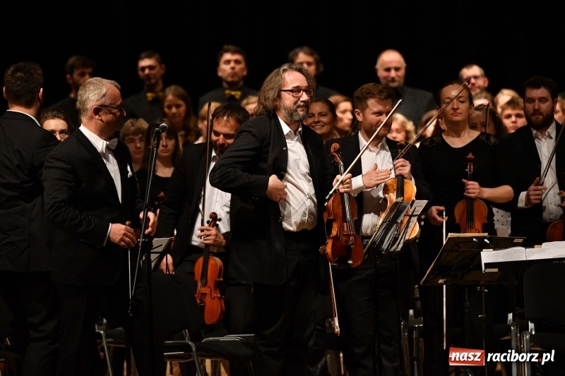 Zdjęcie w galerii na portalu naszraciborz.pl: Koncert Wielcy Raciborzanie w Raciborskim Centrum Kultury [FOTO i WIDEO] wiadomości z regionu