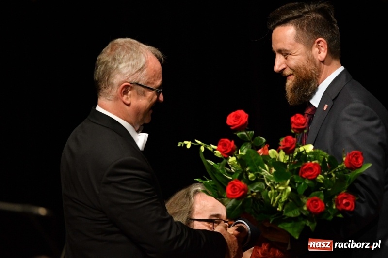 Zdjęcie w galerii na portalu naszraciborz.pl: Koncert Wielcy Raciborzanie w Raciborskim Centrum Kultury [FOTO i WIDEO] wiadomości z regionu