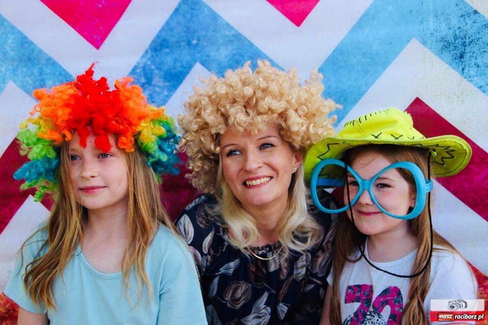 Zdjęcie w galerii na portalu naszraciborz.pl:  Kolorowy i słodki dzień w SP 13  wiadomości z regionu