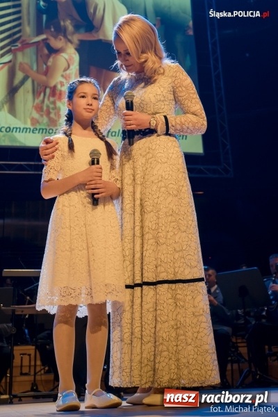 Zdjęcie w galerii na portalu naszraciborz.pl: Raciborzanie śpiewali dla policjantów z całego świata [FOTO i WIDEO] wiadomości z regionu