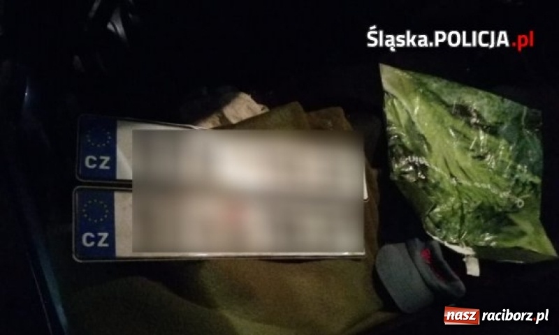 Zdjęcie w galerii na portalu naszraciborz.pl: Śląska policja rozbiła gang złodziei ekskluzywnych aut [FOTO i WIDEO]  wiadomości z regionu