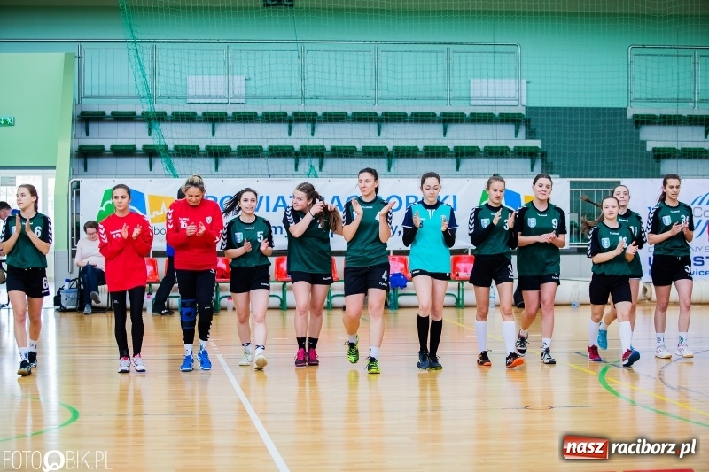 Zdjęcie w galerii na portalu naszraciborz.pl: Turniej Przyjaźni Przaja Handballowi w Arenie Rafako wiadomości z regionu