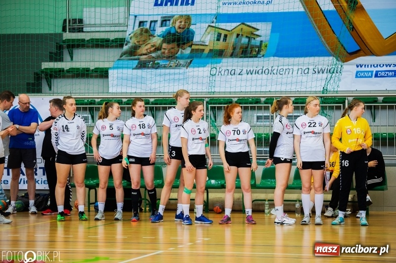 Zdjęcie w galerii na portalu naszraciborz.pl: Turniej Przyjaźni Przaja Handballowi w Arenie Rafako wiadomości z regionu