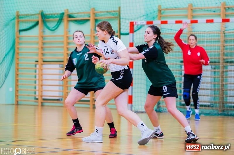 Zdjęcie w galerii na portalu naszraciborz.pl: Turniej Przyjaźni Przaja Handballowi w Arenie Rafako wiadomości z regionu