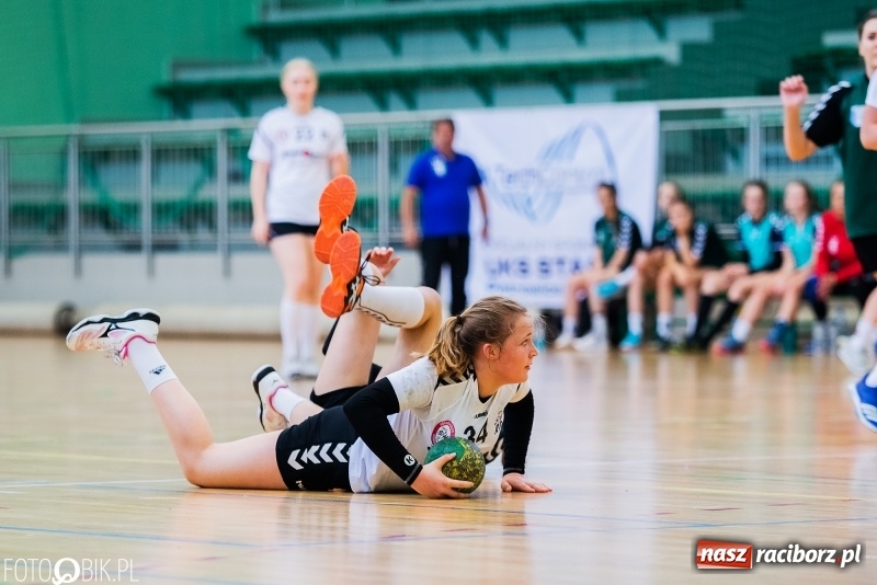 Zdjęcie w galerii na portalu naszraciborz.pl: Turniej Przyjaźni Przaja Handballowi w Arenie Rafako wiadomości z regionu