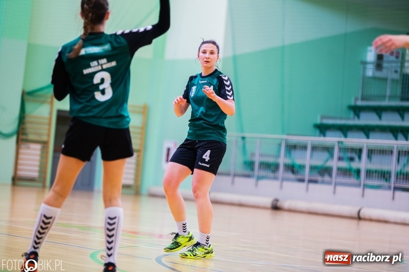 Zdjęcie w galerii na portalu naszraciborz.pl: Turniej Przyjaźni Przaja Handballowi w Arenie Rafako wiadomości z regionu