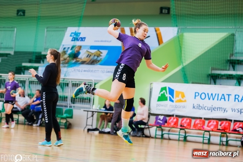 Zdjęcie w galerii na portalu naszraciborz.pl: Turniej Przyjaźni Przaja Handballowi w Arenie Rafako wiadomości z regionu