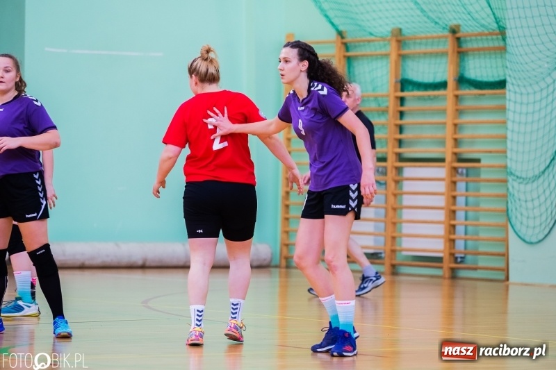 Zdjęcie w galerii na portalu naszraciborz.pl: Turniej Przyjaźni Przaja Handballowi w Arenie Rafako wiadomości z regionu