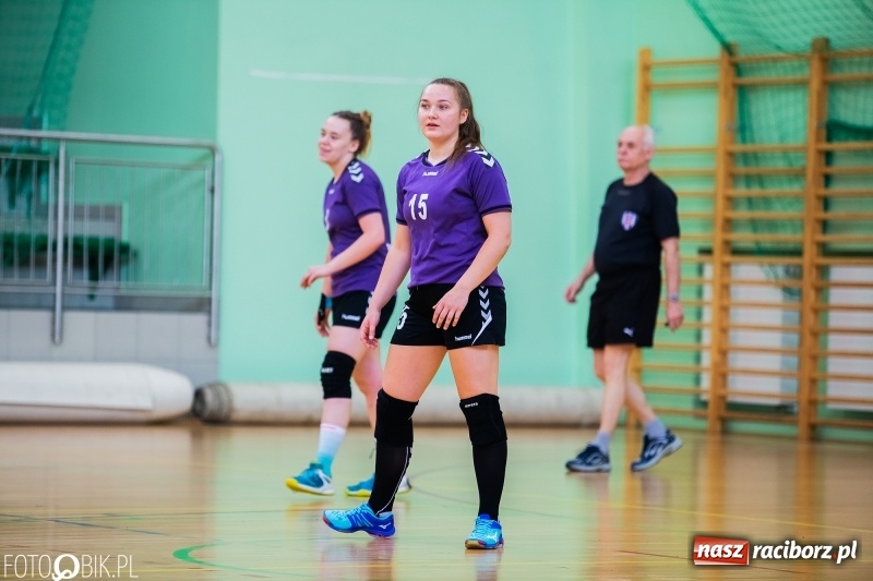 Zdjęcie w galerii na portalu naszraciborz.pl: Turniej Przyjaźni Przaja Handballowi w Arenie Rafako wiadomości z regionu