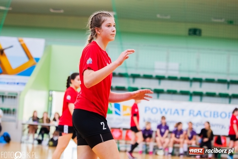 Zdjęcie w galerii na portalu naszraciborz.pl: Turniej Przyjaźni Przaja Handballowi w Arenie Rafako wiadomości z regionu