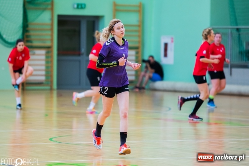 Zdjęcie w galerii na portalu naszraciborz.pl: Turniej Przyjaźni Przaja Handballowi w Arenie Rafako wiadomości z regionu