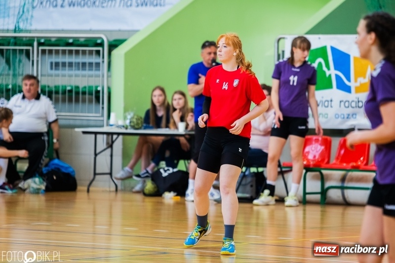 Zdjęcie w galerii na portalu naszraciborz.pl: Turniej Przyjaźni Przaja Handballowi w Arenie Rafako wiadomości z regionu