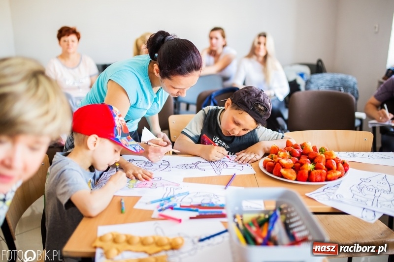 Zdjęcie w galerii na portalu naszraciborz.pl: TEB DAY dla rodziny w TEB Edukacja w Raciborzu wiadomości z regionu