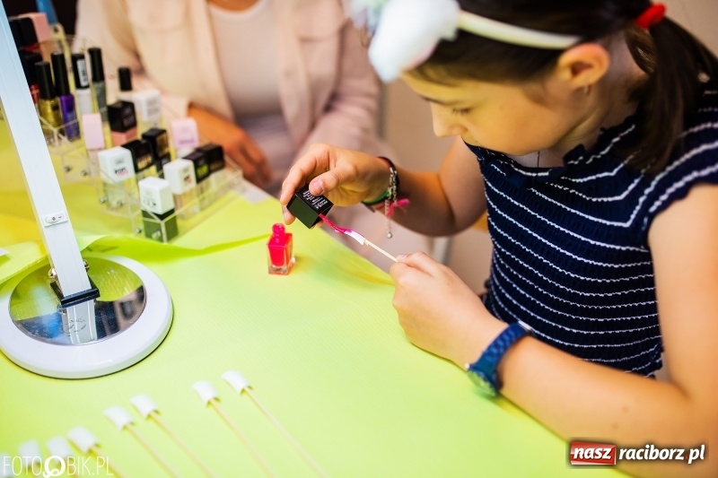 Zdjęcie w galerii na portalu naszraciborz.pl: TEB DAY dla rodziny w TEB Edukacja w Raciborzu wiadomości z regionu