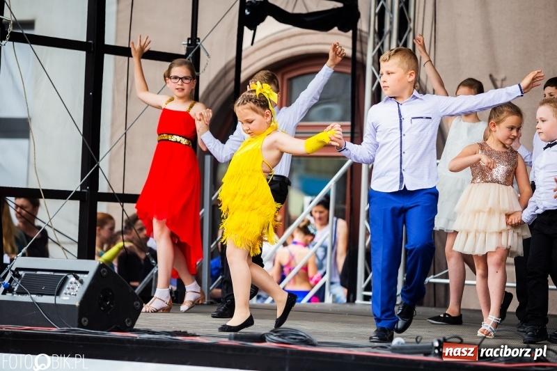 Zdjęcie w galerii na portalu naszraciborz.pl: Moc atrakcji na raciborskim Rynku z okazji Dnia Dziecka [FOTO i WIDEO] wiadomości z regionu