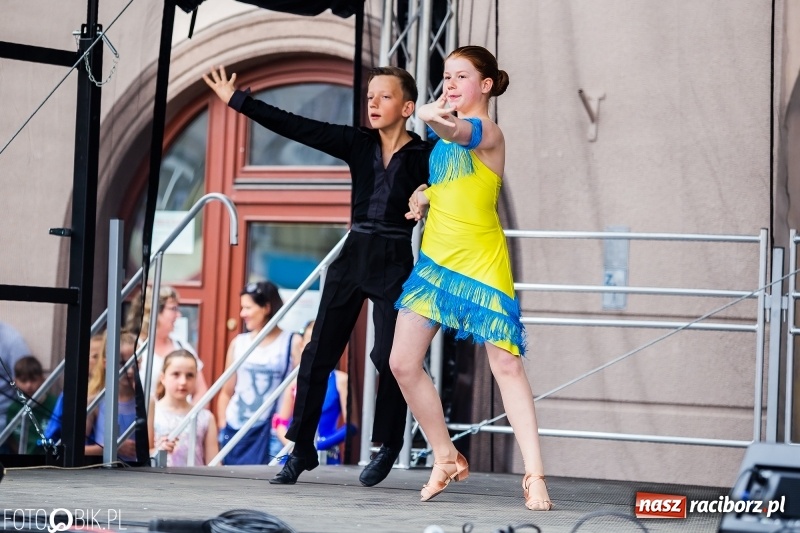 Zdjęcie w galerii na portalu naszraciborz.pl: Moc atrakcji na raciborskim Rynku z okazji Dnia Dziecka [FOTO i WIDEO] wiadomości z regionu