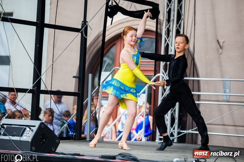 Zdjęcie w galerii na portalu naszraciborz.pl: Moc atrakcji na raciborskim Rynku z okazji Dnia Dziecka [FOTO i WIDEO] wiadomości z regionu