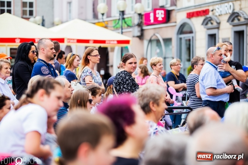 Zdjęcie w galerii na portalu naszraciborz.pl: Moc atrakcji na raciborskim Rynku z okazji Dnia Dziecka [FOTO i WIDEO] wiadomości z regionu