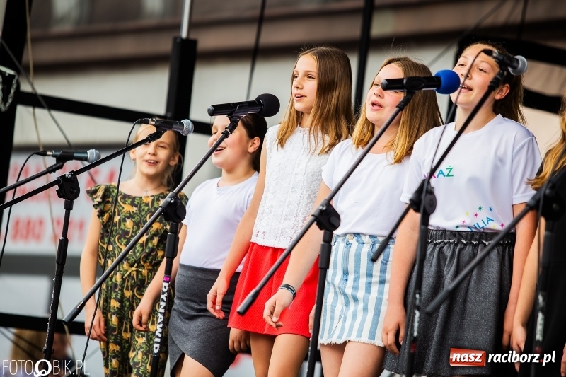 Zdjęcie w galerii na portalu naszraciborz.pl: Moc atrakcji na raciborskim Rynku z okazji Dnia Dziecka [FOTO i WIDEO] wiadomości z regionu