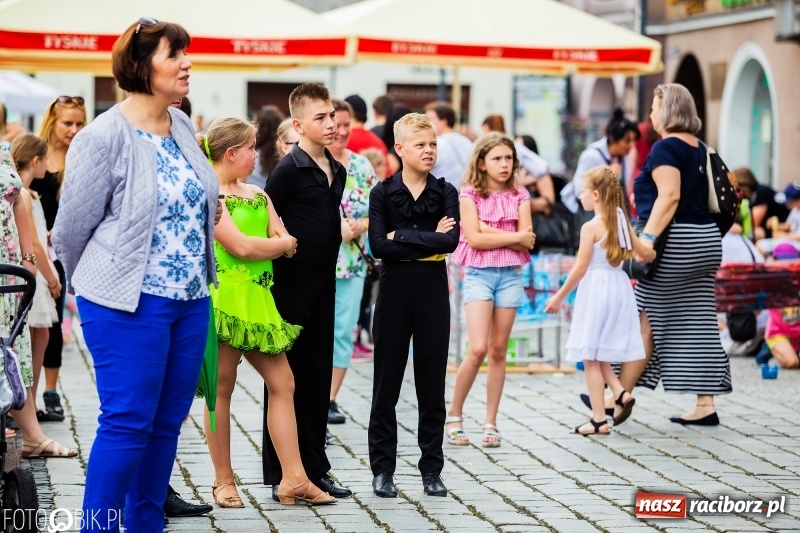 Zdjęcie w galerii na portalu naszraciborz.pl: Moc atrakcji na raciborskim Rynku z okazji Dnia Dziecka [FOTO i WIDEO] wiadomości z regionu
