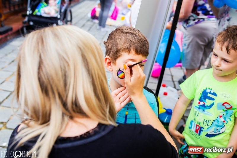 Zdjęcie w galerii na portalu naszraciborz.pl: Moc atrakcji na raciborskim Rynku z okazji Dnia Dziecka [FOTO i WIDEO] wiadomości z regionu