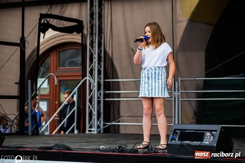 Zdjęcie w galerii na portalu naszraciborz.pl: Moc atrakcji na raciborskim Rynku z okazji Dnia Dziecka [FOTO i WIDEO] wiadomości z regionu