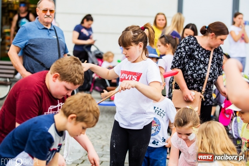 Zdjęcie w galerii na portalu naszraciborz.pl: Moc atrakcji na raciborskim Rynku z okazji Dnia Dziecka [FOTO i WIDEO] wiadomości z regionu
