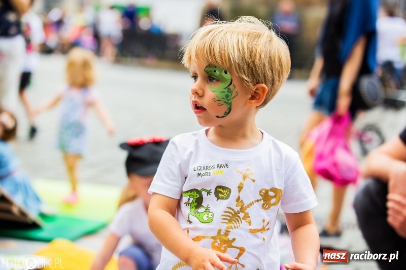 Zdjęcie w galerii na portalu naszraciborz.pl: Moc atrakcji na raciborskim Rynku z okazji Dnia Dziecka [FOTO i WIDEO] wiadomości z regionu