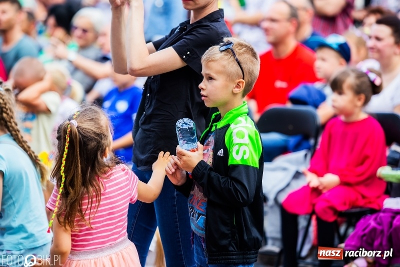 Zdjęcie w galerii na portalu naszraciborz.pl: Moc atrakcji na raciborskim Rynku z okazji Dnia Dziecka [FOTO i WIDEO] wiadomości z regionu