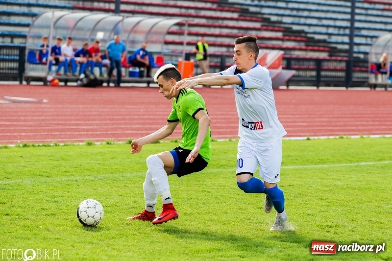Zdjęcie w galerii na portalu naszraciborz.pl: IV liga. Raciborska Unia coraz bliżej okręgówki wiadomości z regionu