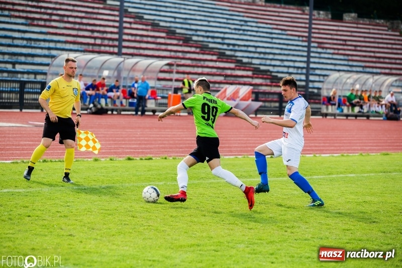 Zdjęcie w galerii na portalu naszraciborz.pl: IV liga. Raciborska Unia coraz bliżej okręgówki wiadomości z regionu