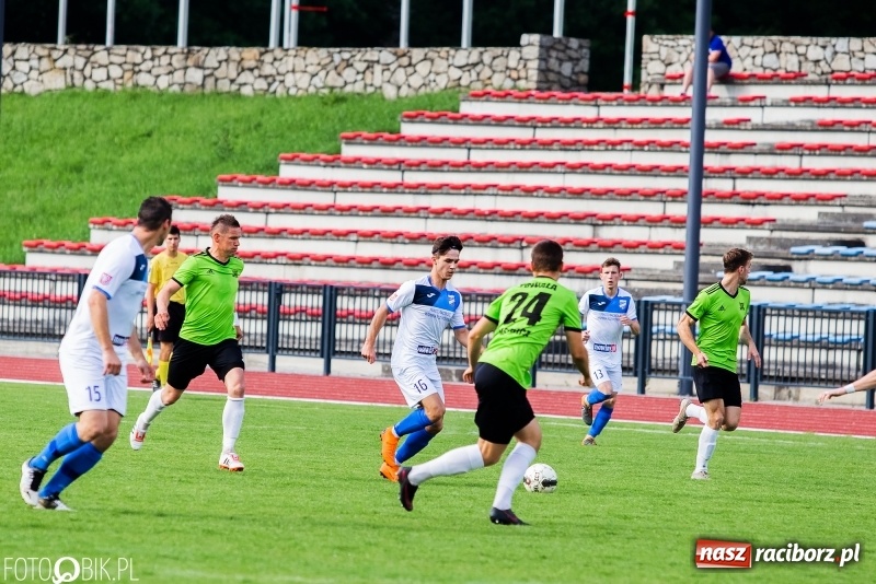 Zdjęcie w galerii na portalu naszraciborz.pl: IV liga. Raciborska Unia coraz bliżej okręgówki wiadomości z regionu