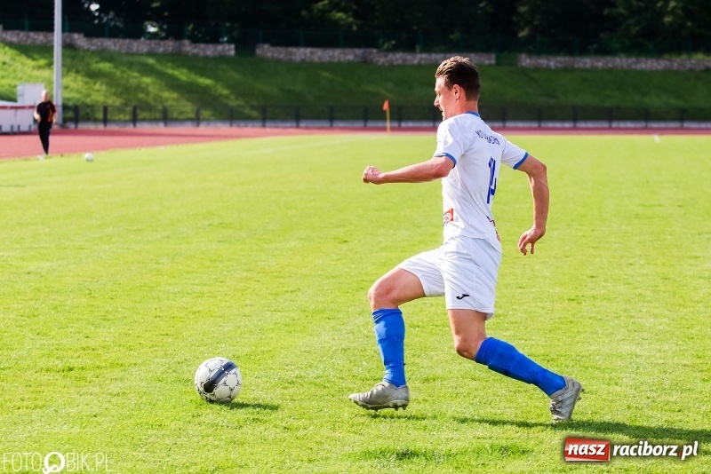 Zdjęcie w galerii na portalu naszraciborz.pl: IV liga. Raciborska Unia coraz bliżej okręgówki wiadomości z regionu